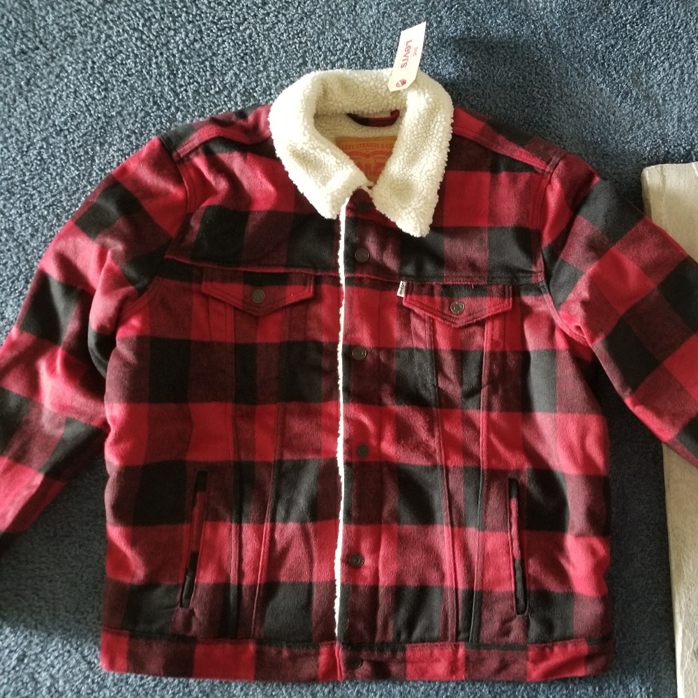 Levi's men's plaid sherpa trucker